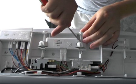 Холодильник LG сильно морозит